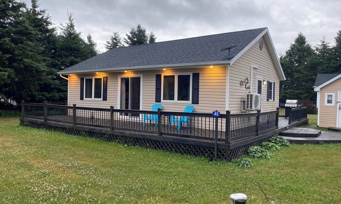 O'Leary Cottage | Charming Cottage with guest Cabin, hot tub and RV hook up