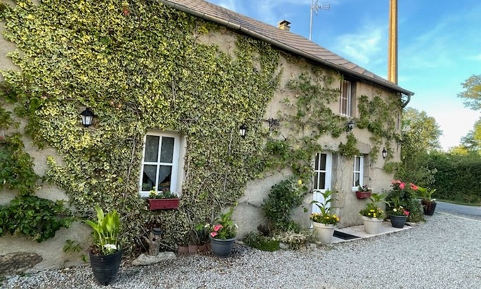 La Petite-Marche Cottage | Charming Country Home with Garden, Fireplace, and Modern Amenities