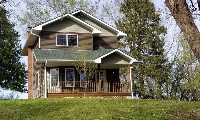 Pepin House | Charming Country House in beautiful Pepin Wisconsin