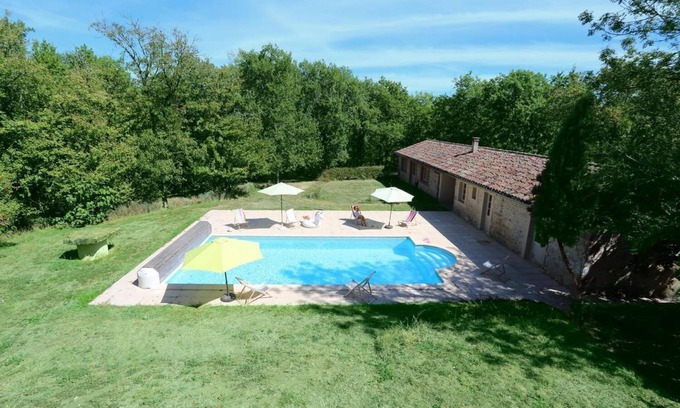 Penne House | Charming countryside cottage - pool - capacity for 8 people.
