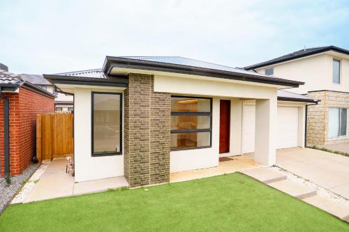 Plumpton House | Charming Deanside Home with Cosy Vibes