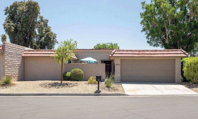 Cathedral City Condo | Charming Desert Retreat in Cathedral City