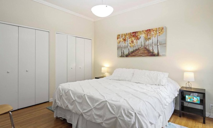 Dolores Heights Apartment | Charming Edwardian Castro District 1BR Apartment