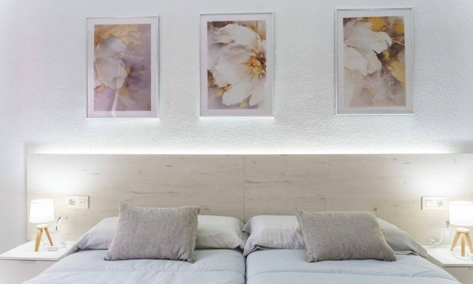 Santa Marta de Tormes Apartment | Charming apartment 7 min from Salamanca by beBalmy