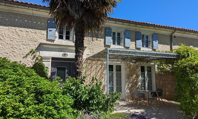 Salles-de-Barbezieux Cottage | Charming Farmhouse Getaway: Heated Pool, Sauna, Gym, Near Barbezieux