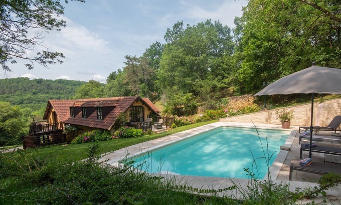 Auriac-du-Perigord Other | Charming Farmhouse in the Perigord