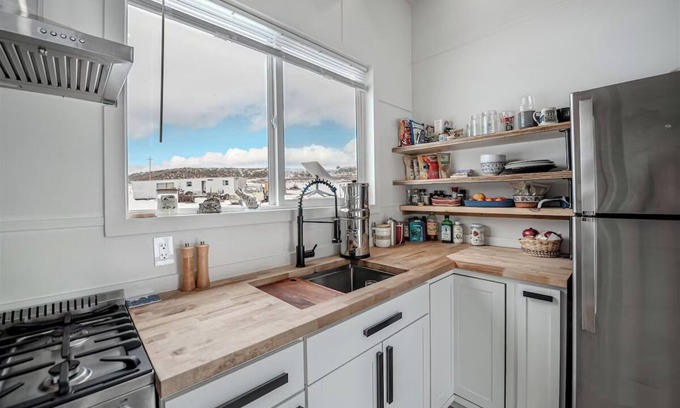 Ovando Apartment | Charming farm stay in a tiny home on Monture Creek