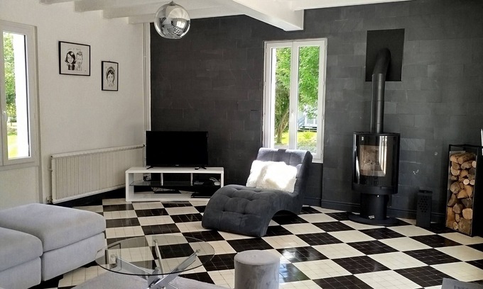 Cere-la-Ronde House | Charming gîte La Ronde des Cerfs - tourist rentals