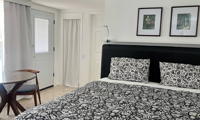 Arabi House | Charming guesthouse with private backyard just 3 doors down from New Orleans.