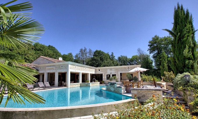 Carignan-de-Bordeaux Villa | Charming house with swimming pool, tennis, spa,hammam, sauna and fitness room