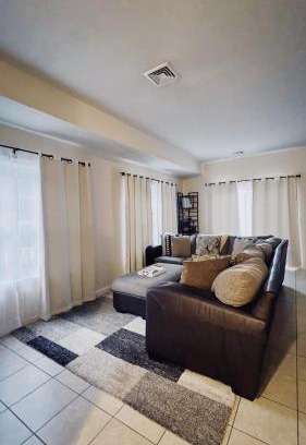 Worcester House | Charming home Centrally located in Worcester