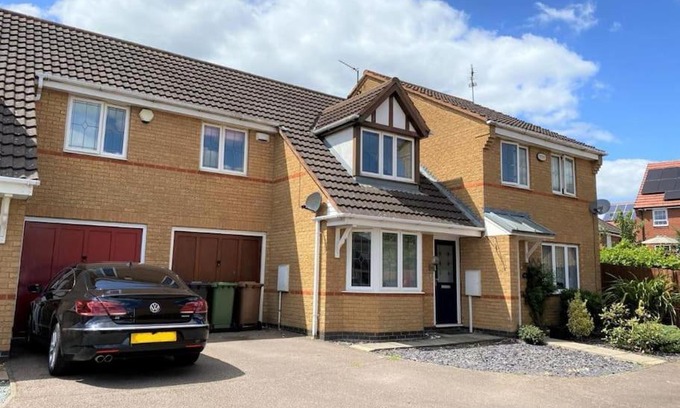 Wellingborough House | Charming Home in Wellingborough