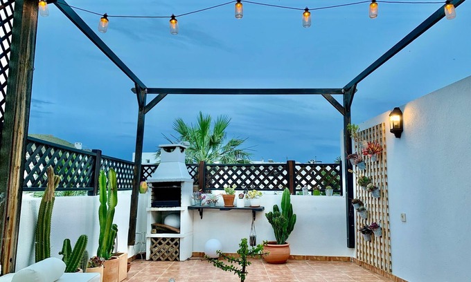 Agua Amarga Ski Chalet | Charming house 300m from the beach