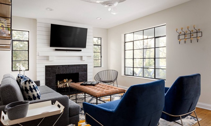Buechel House | Charming house in one of Louisville's most coveted neighborhoods