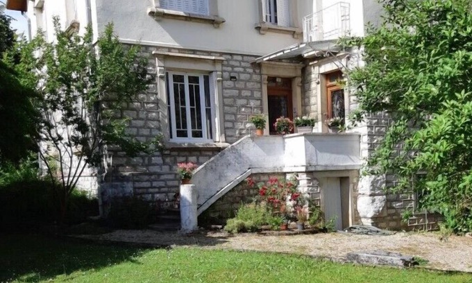 Dole House | Charming house rental - sleeps 6 - Dole (39)