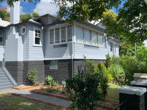 Girards Hill Apartment | Charming Lismore townhouse