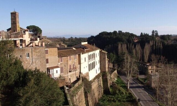 Sutri House | Charming medieval house fully restored