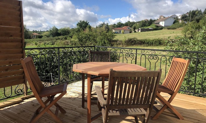 Moingt House | Charming modern studio with terrace overlooking the Forez plain