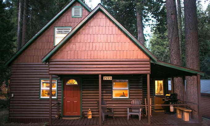 Long Barn Cabin | Charming Mountain Cabin