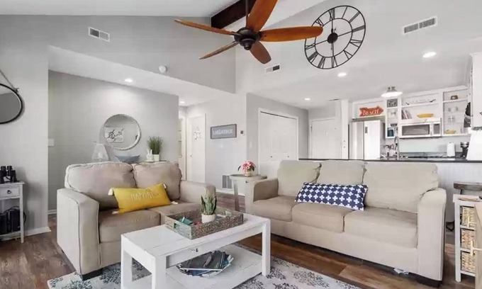 Osage Beach Condo | Charming, Pet Friendly, Lake View Lake of the Ozarks Condo