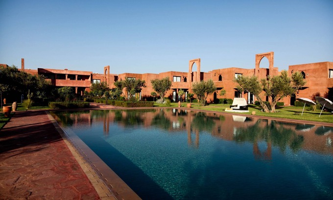 Ait Hamid Apartment | Charming residence with services, ideal for families and seniors.
