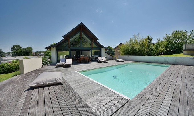 Buzy House | Charming residence with swimming pool and large garden, Buzy