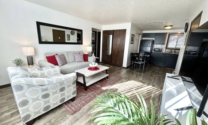 Marion Apartment | Charming Retreat in Marion, Iowa! 🏡✨