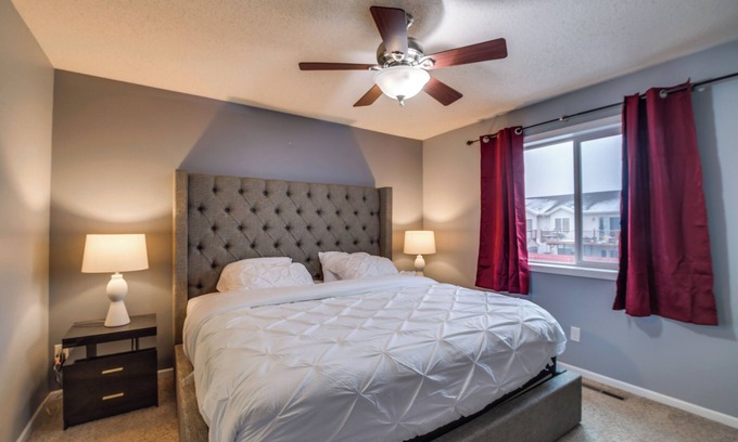 West Fargo House | Charming Retreat with Modern Comfort/Pet-Friendly nnnnnnn