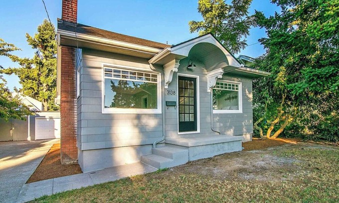 Rose City Park House | Charming Rose City Bungalow Near Parks & Dining