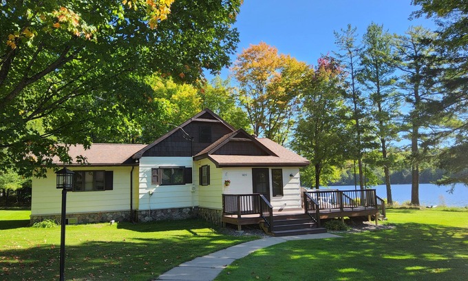 Iron River House | Charming & Spacious Home on Little Smoky Lake,nGolf course nearby, Pet friendly!