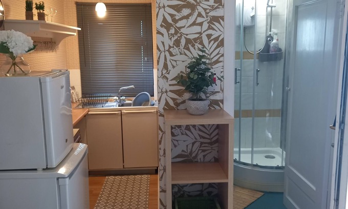 Peterculter Apartment | Charming Studio Appartment at the gates of Royal Deeside.