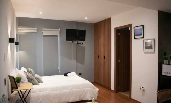 La Primavera Apartment | Charming studio in enchanting Quito with WiFi access