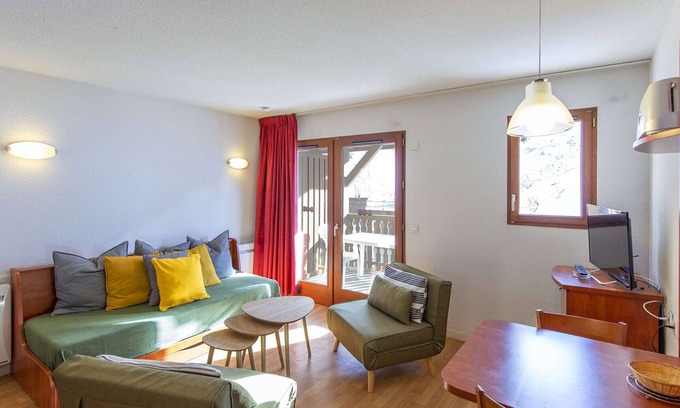 La Mongie Apartment | Charming Studio w/Terrace, Indoor Pool, Fitness, Near Slopes - Sleeps 2 Adults & 1 Child