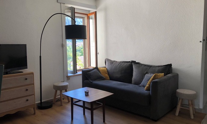 Saint-Claude Apartment | Charming T2 in the heart of Saint Claude