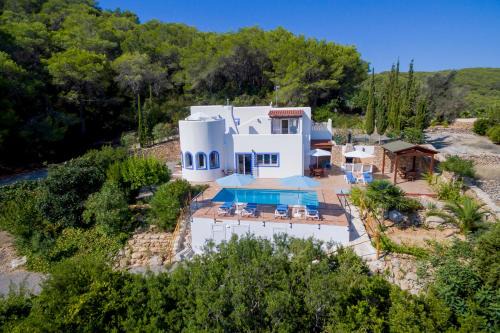 Sant Carles de Peralta Villa | Charming villa with pool, Can Toni Mateu.