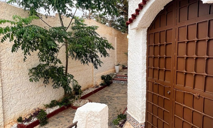 Ain El Turk Villa | Charming villa in a quiet location 2 minutes from the beach with parking