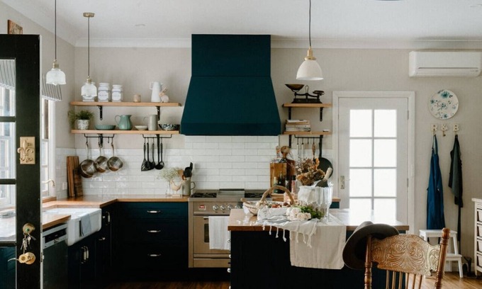 Cambewarra House | "Charmingly Rustic & Perfectly Refined" Farmhouse
