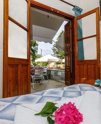 Platania Apartment | Charoula