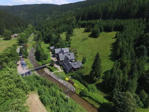 Bielice Bed & Breakfast | Chata Cyborga