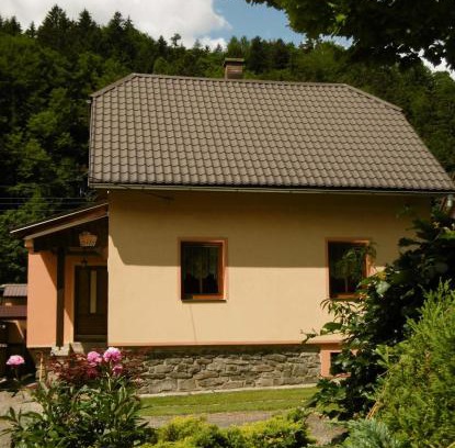 Jindrichov House | Chata u hajného
