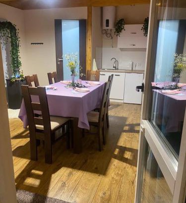 Giby Apartment | Chata z Pary