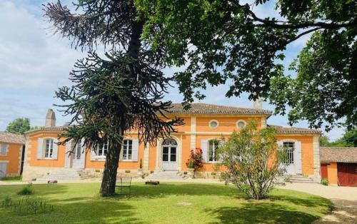 Saint-Ciers-sur-Gironde Bed & Breakfast | Chateau Ciers