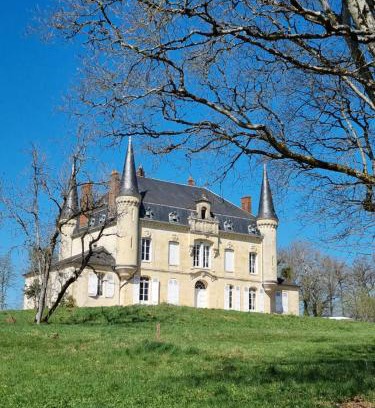 Semelay Bed & Breakfast | Chateau Le Plessis