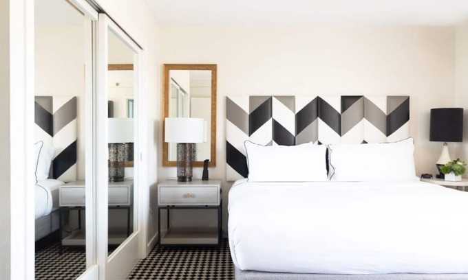 Norma Triangle Hotel | Check West Hollywood, LA! 2 Stunning Suits, Rooftop Heated Pool, Pet-friendly!