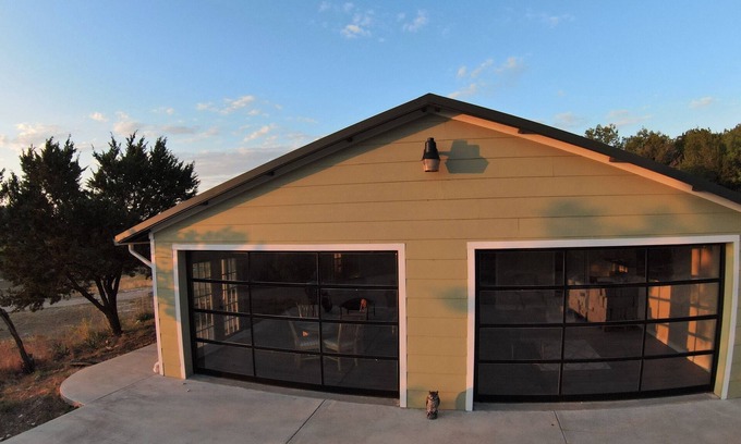 Nemo House | Cheerful Ranchette Overlooking Lake Whitney!