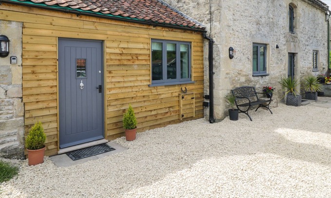 Biddestone Cottage | CHEQUERS BARN, family friendly, character holiday cottage in Corsham