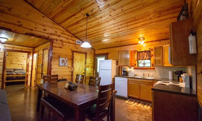 Board Camp Cabin | Cherokee Trail|18Acres|Private Creek|Swim|Hiking|ATV Trails|Mtn Cabin