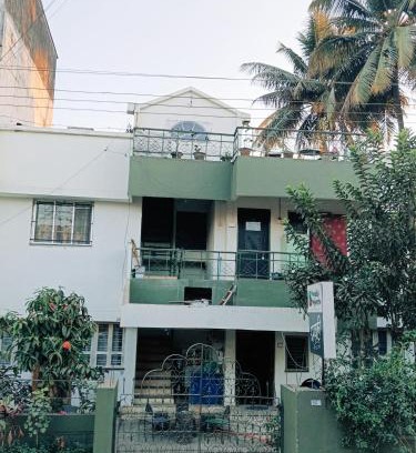 Kolhapur House | Cherry on the top Homestay With AC bedroom