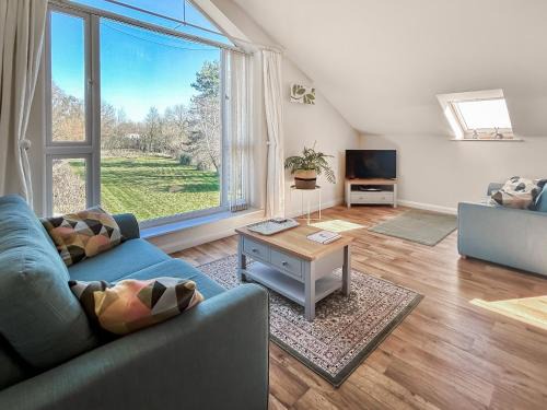 Coxley House | Chestnut Cottage