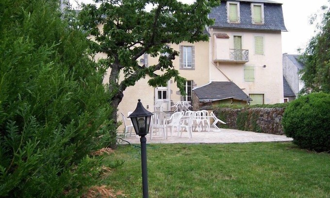 Murol House | Chez Berthe - MUROL - Gîte